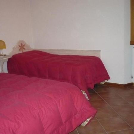 Charmantes Ferienhaus In Piani Della Rugginosa Mit Grossem Garten Reggello Buitenkant foto