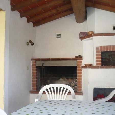 Charmantes Ferienhaus In Piani Della Rugginosa Mit Grossem Garten Reggello Buitenkant foto