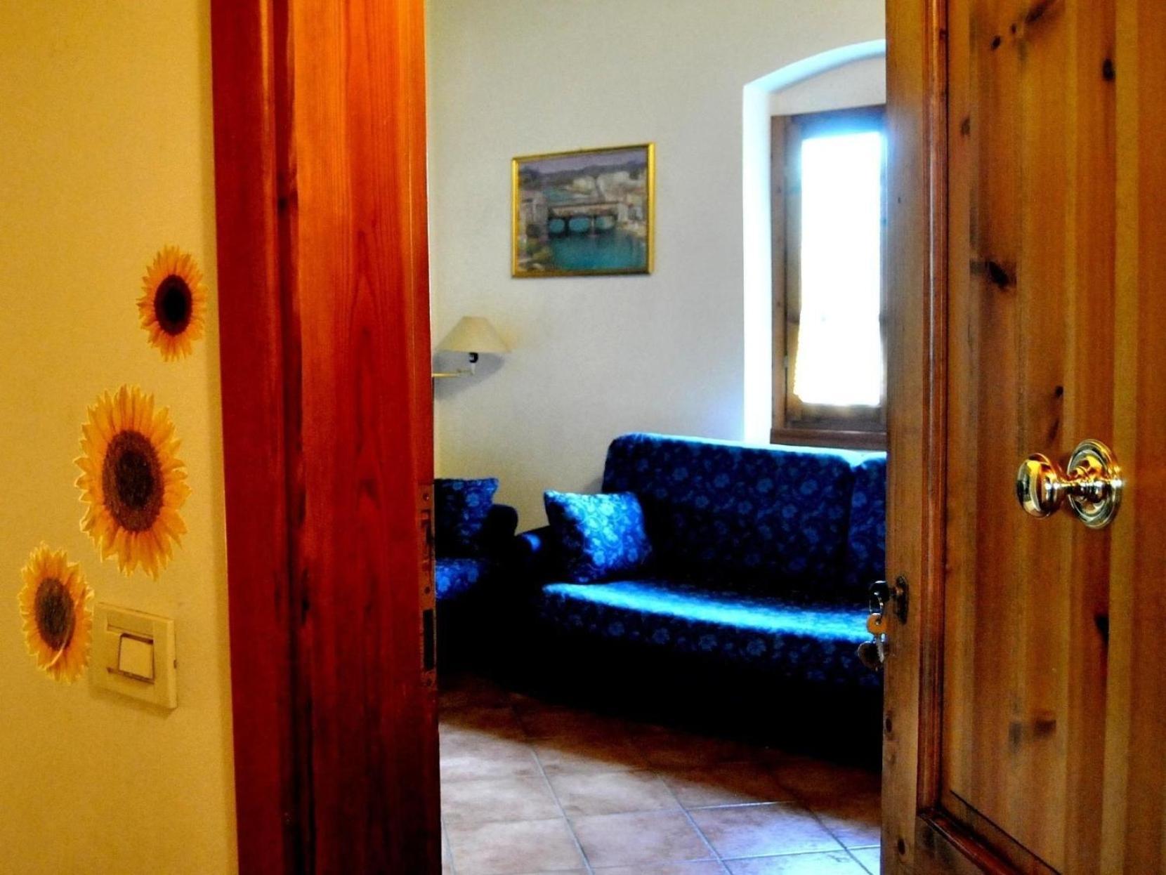 Charmantes Ferienhaus In Piani Della Rugginosa Mit Grossem Garten Reggello Buitenkant foto